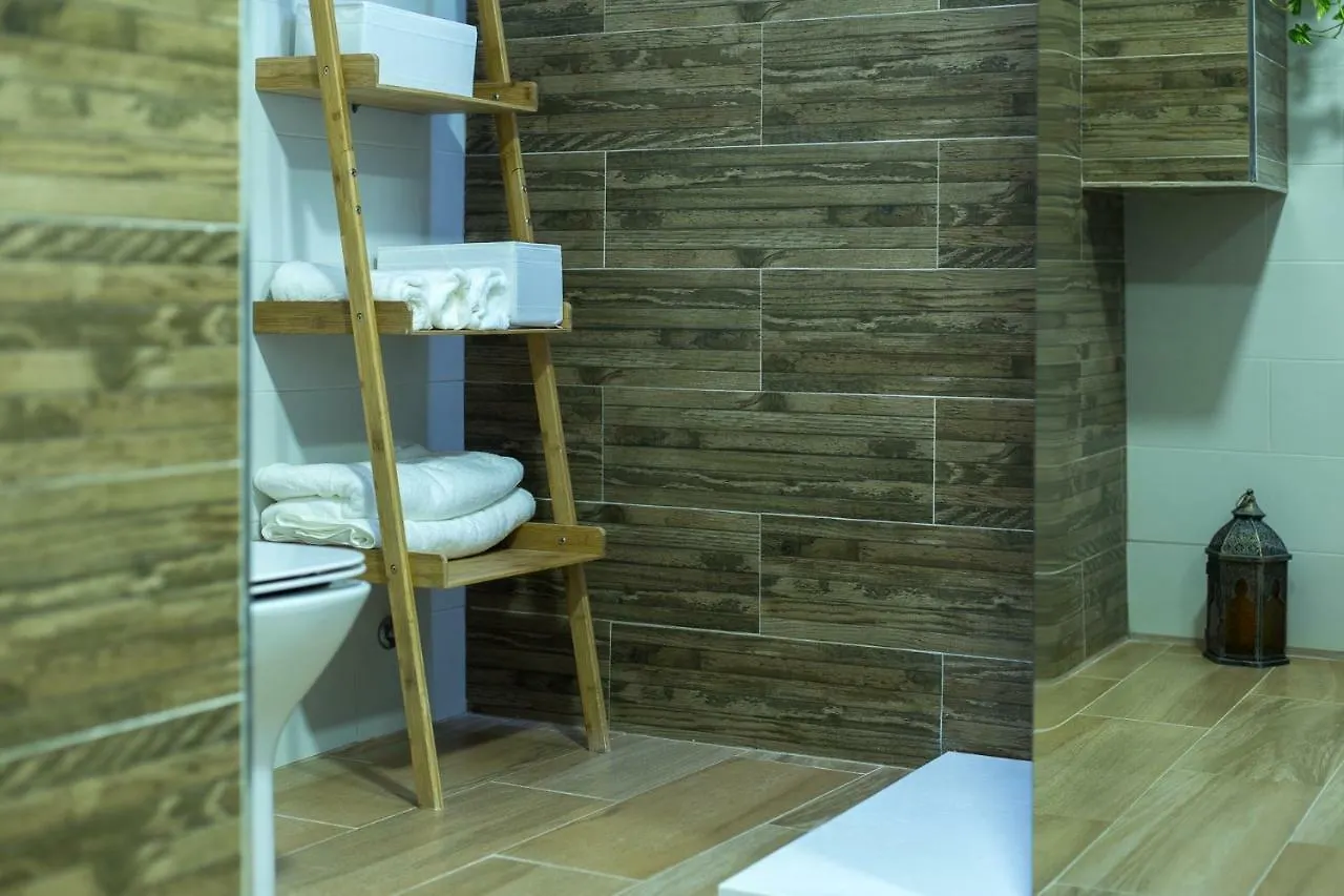 Apartamentos Deanes 5 Cordoba Spain